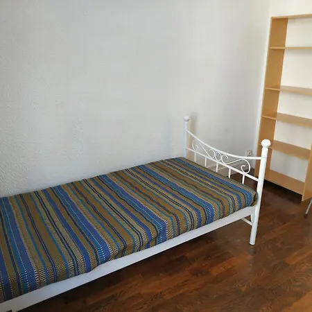 Beau F3 Proche Tous Commerces Apartamento Nancy